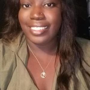 Meet your Posher, Amouya